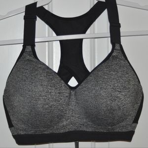 Victoria Secret Incredible Sports Bra